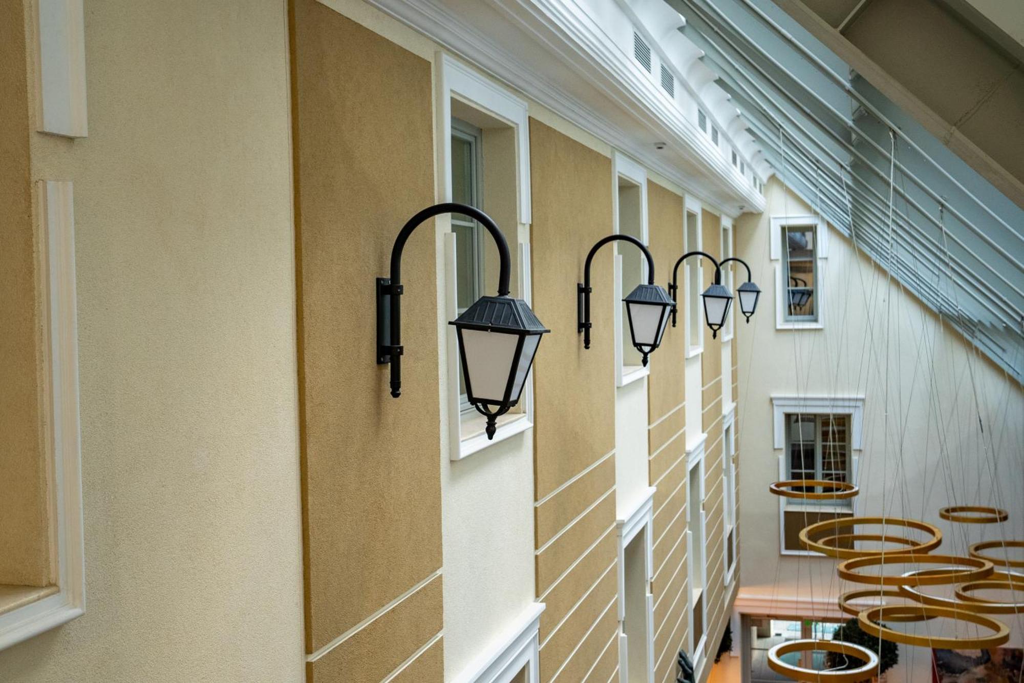 Atlas Hotel Тімішоара Екстер'єр фото