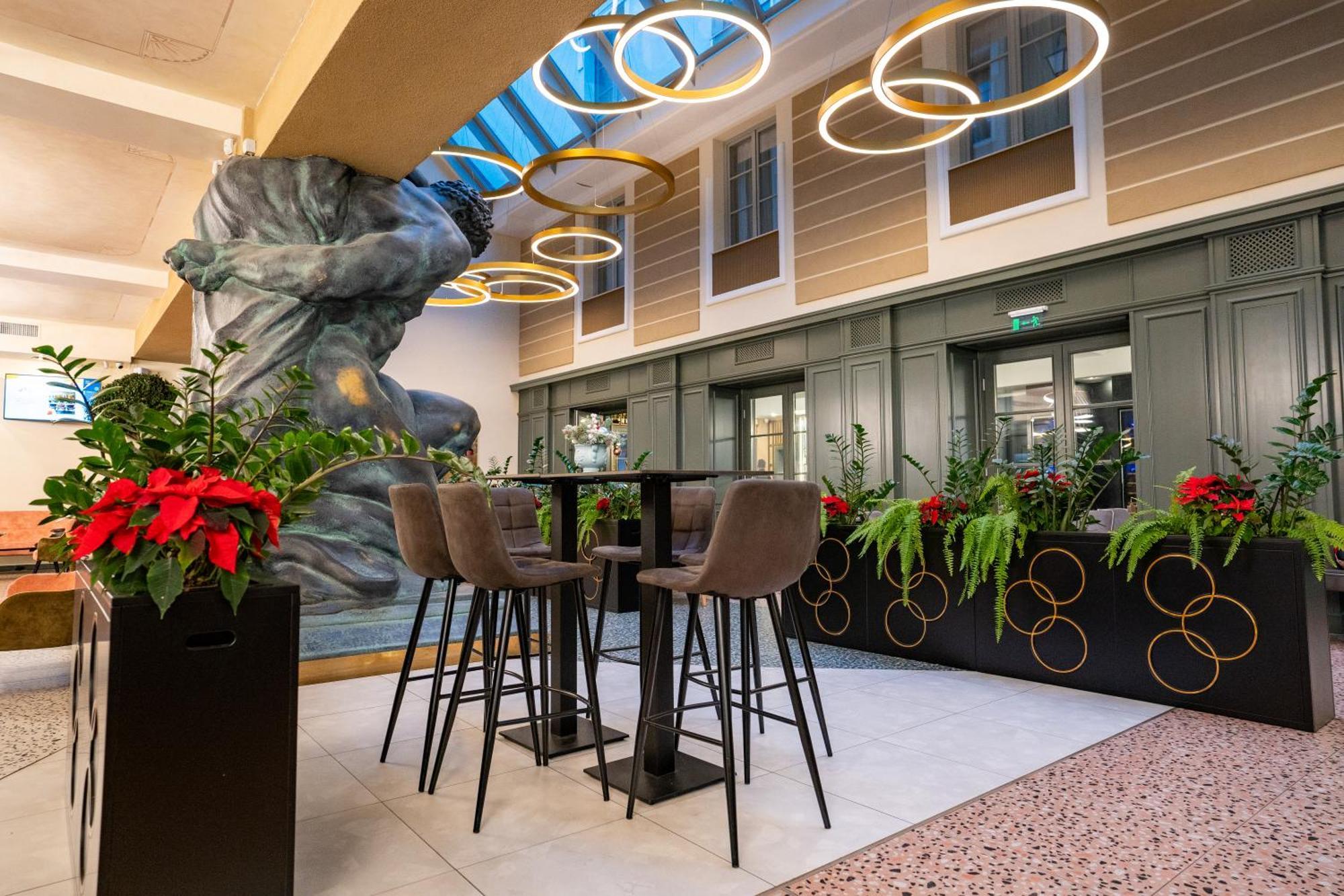 Atlas Hotel Тімішоара Екстер'єр фото