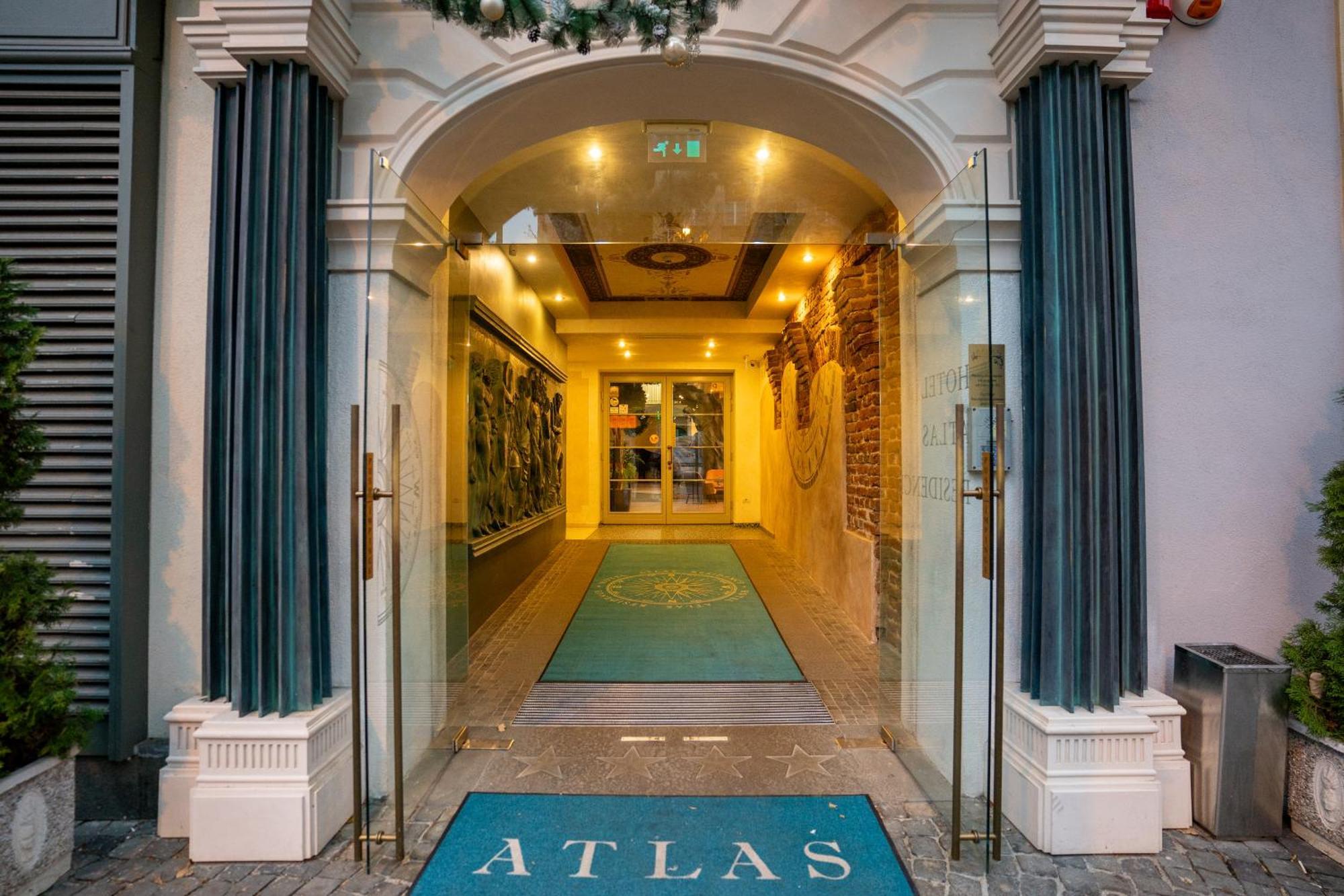 Atlas Hotel Тімішоара Екстер'єр фото