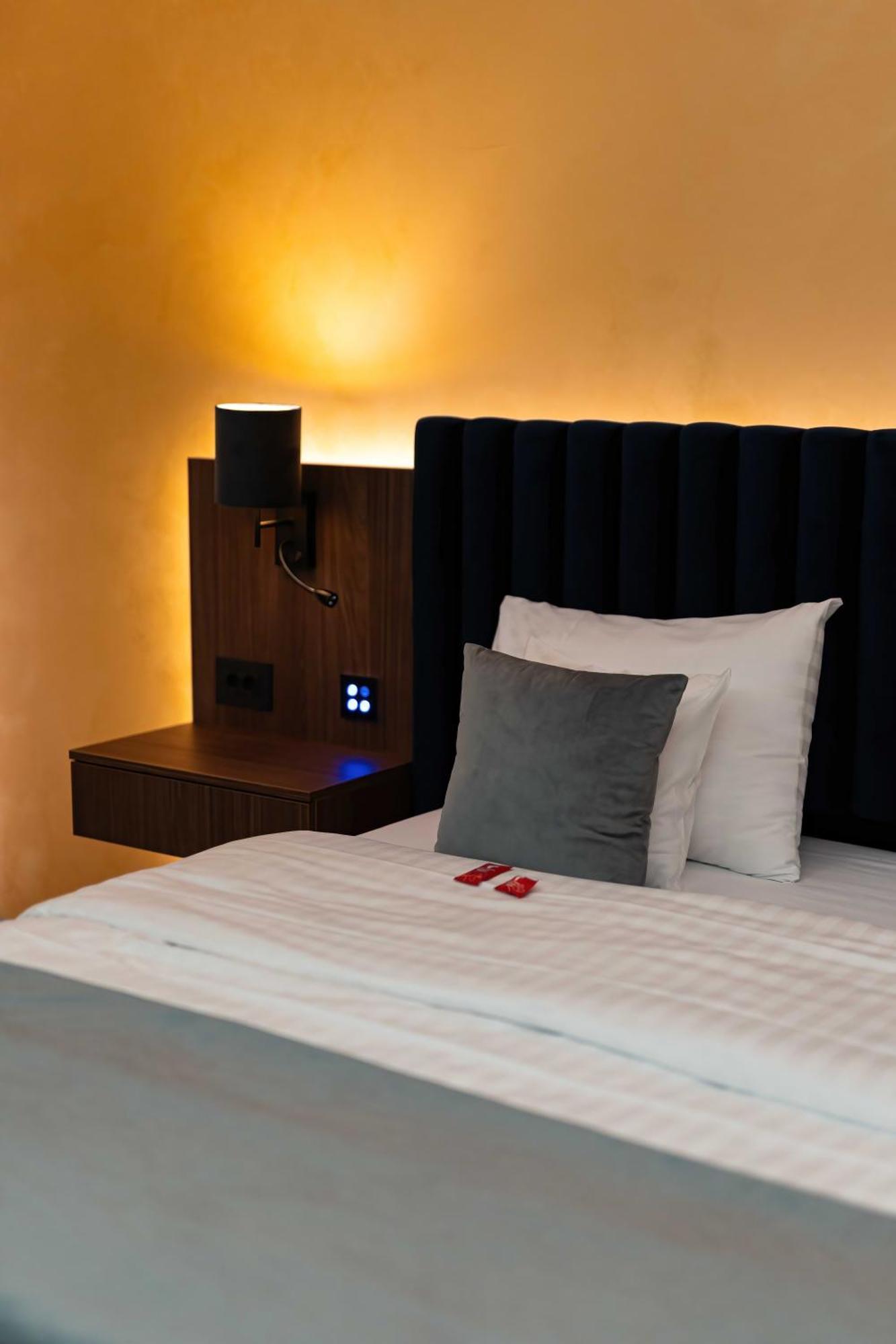 Atlas Hotel Тімішоара Екстер'єр фото