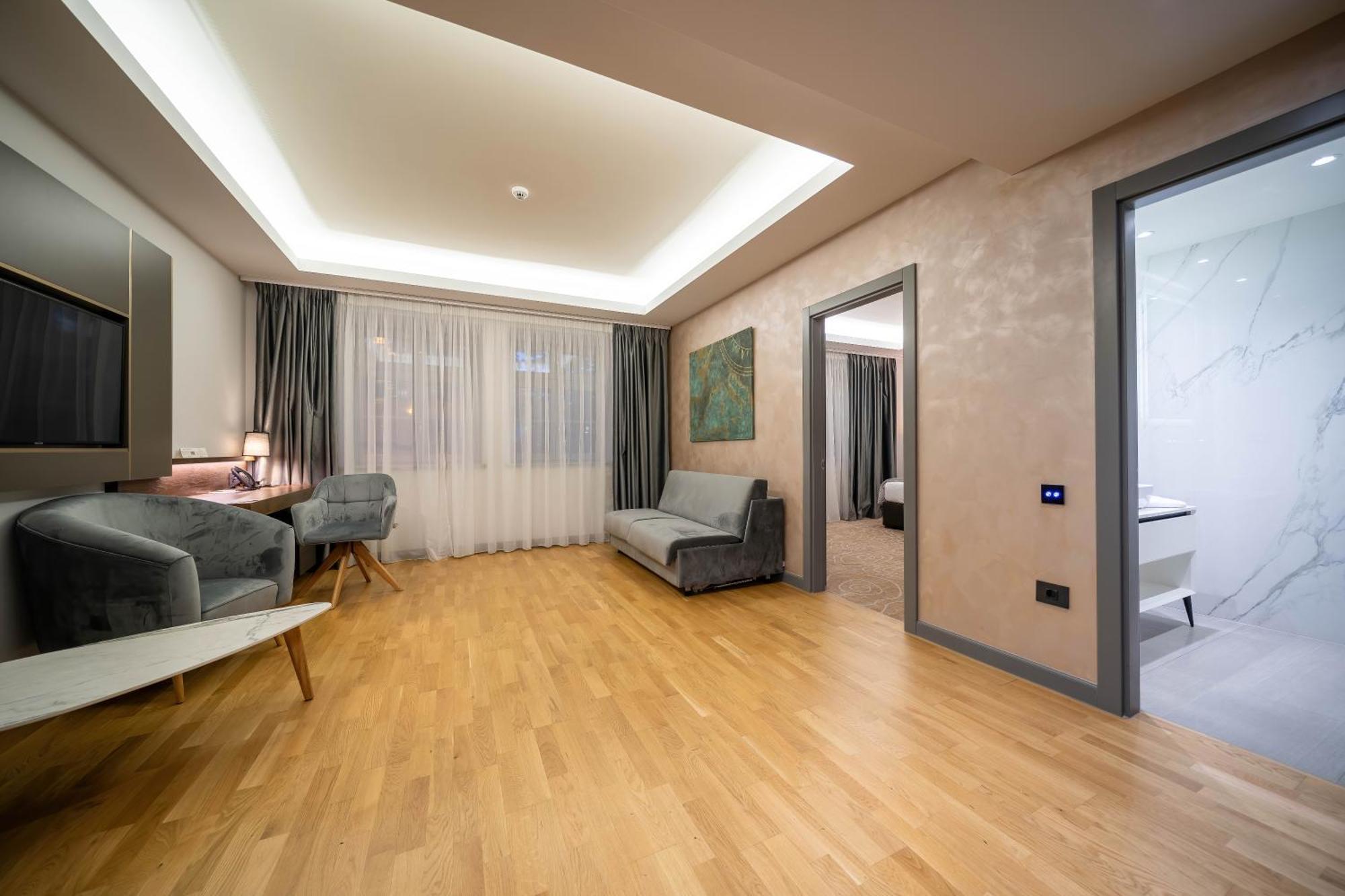 Atlas Hotel Тімішоара Екстер'єр фото