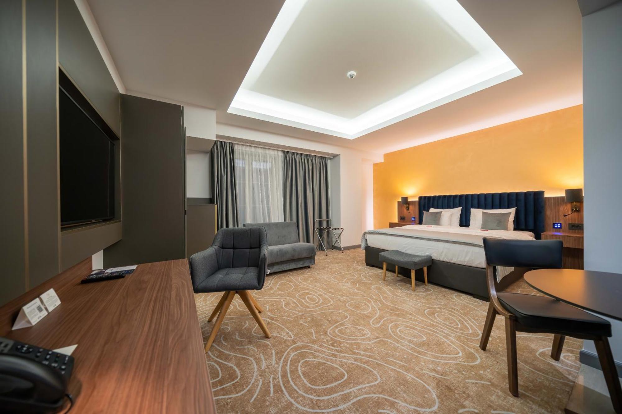 Atlas Hotel Тімішоара Екстер'єр фото